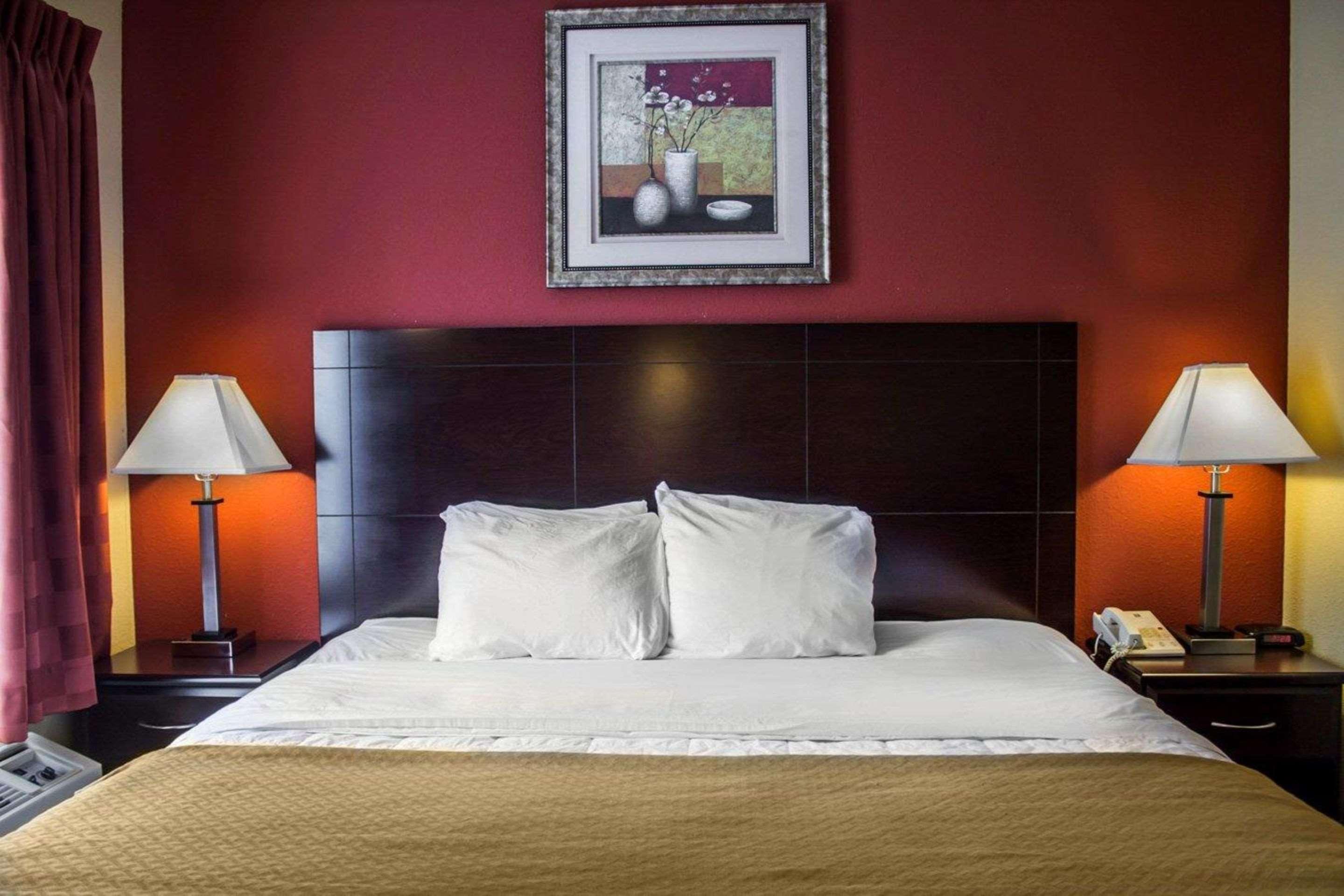 Quality Inn Brunswick Cleveland South Εξωτερικό φωτογραφία