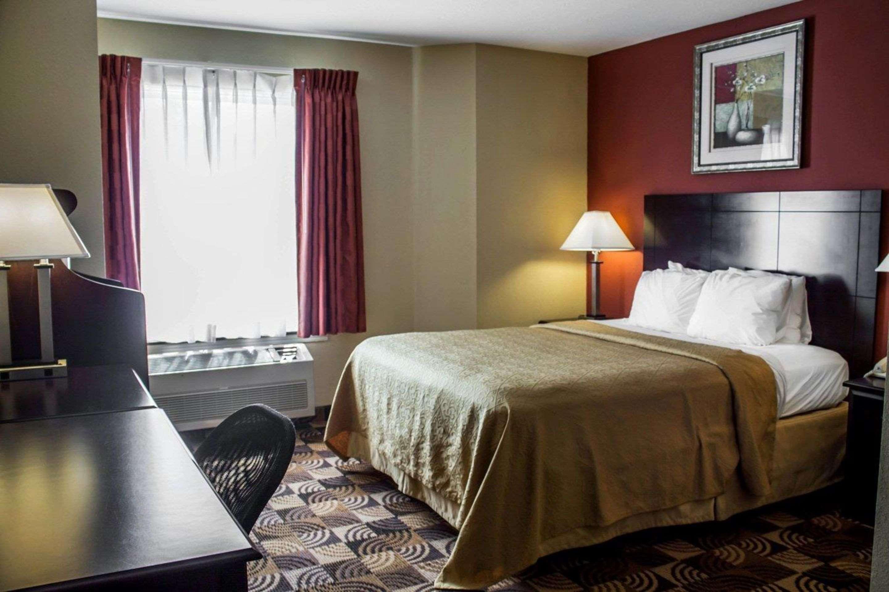 Quality Inn Brunswick Cleveland South Εξωτερικό φωτογραφία