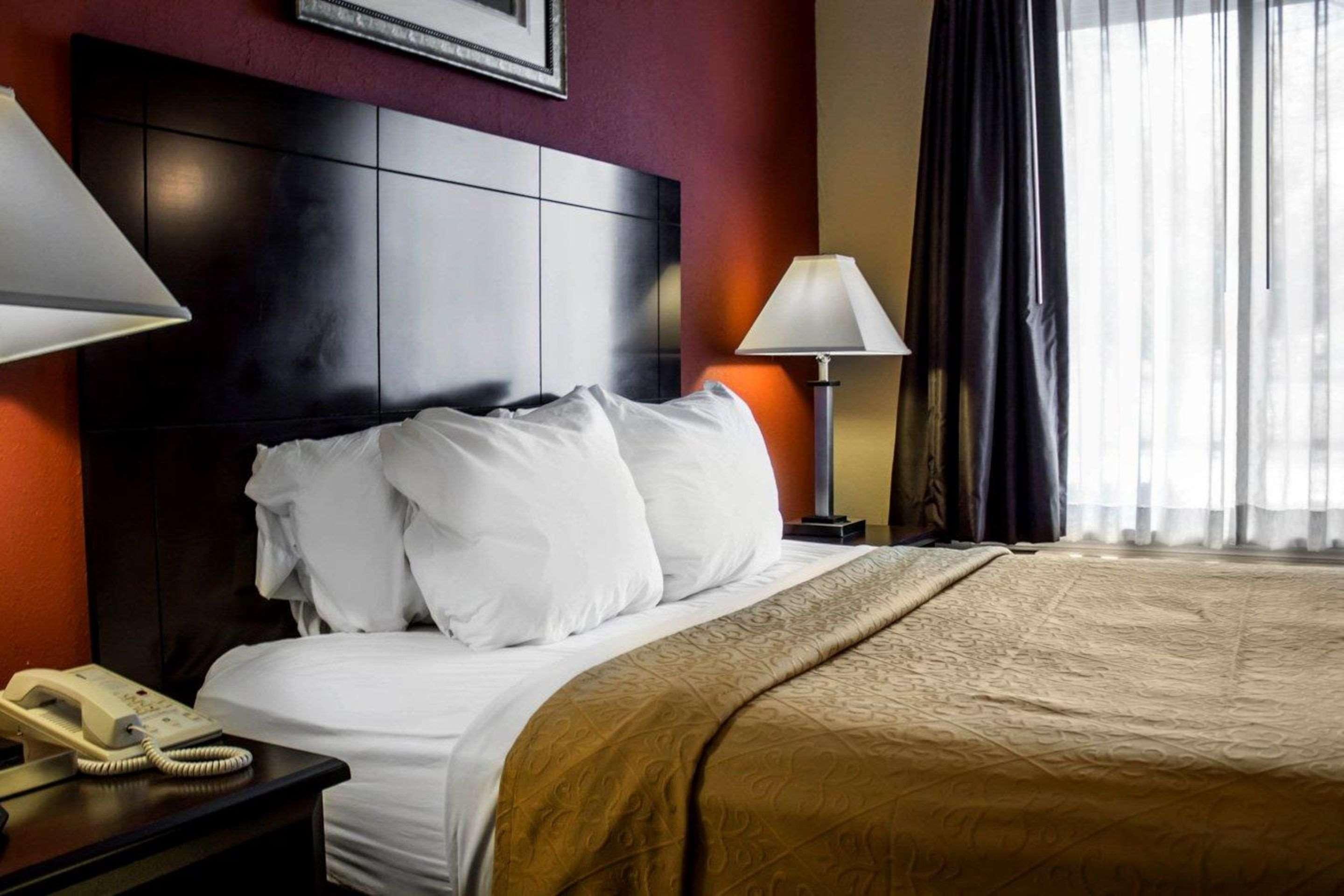 Quality Inn Brunswick Cleveland South Εξωτερικό φωτογραφία