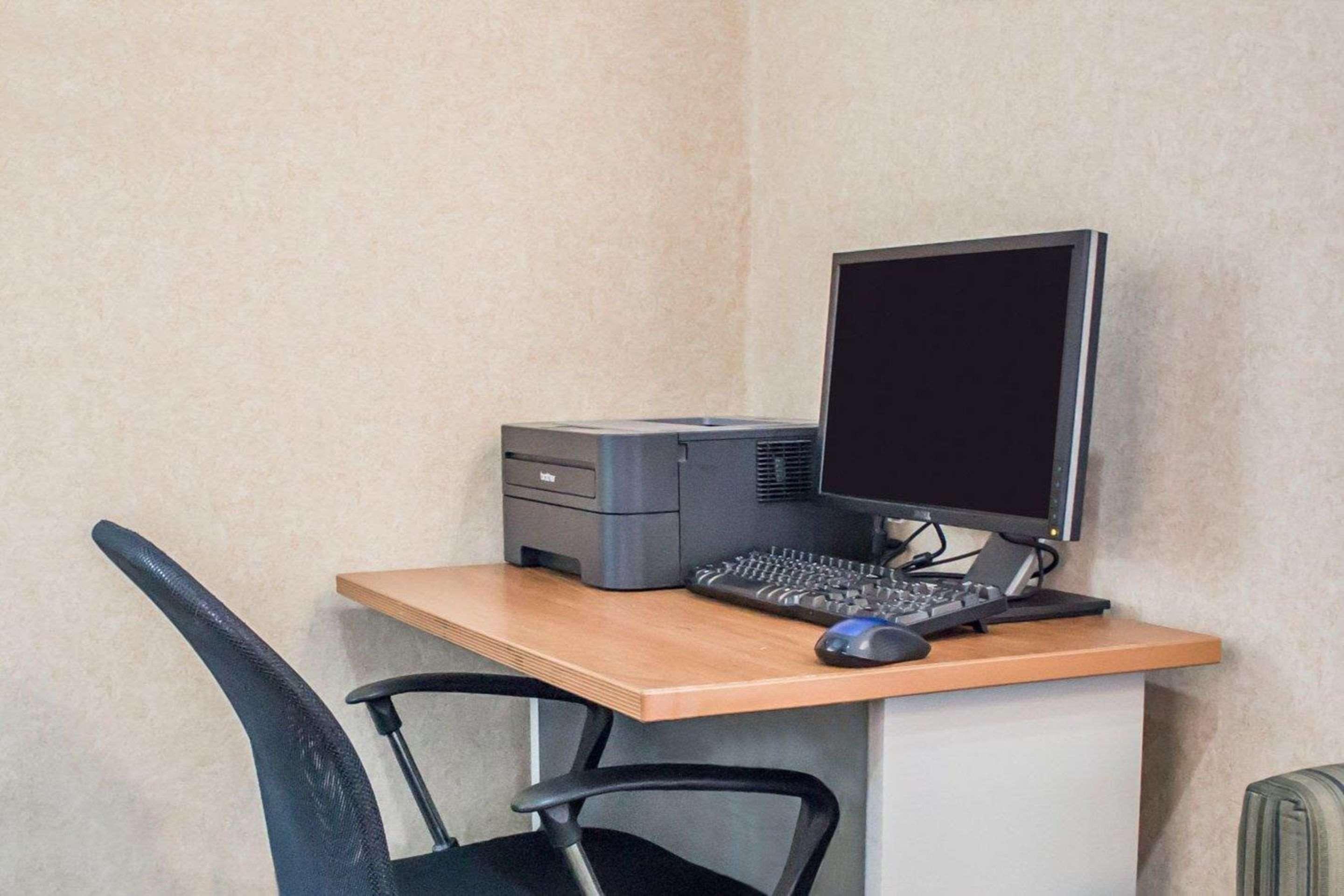 Quality Inn Brunswick Cleveland South Εξωτερικό φωτογραφία