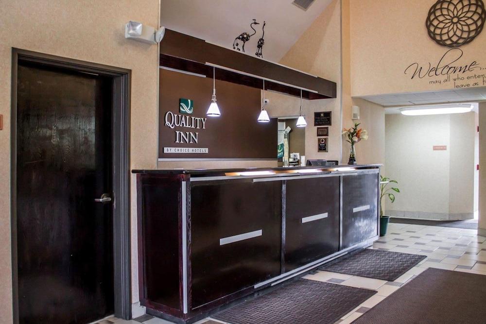 Quality Inn Brunswick Cleveland South Εξωτερικό φωτογραφία